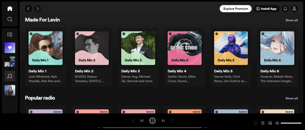 Come riprodurre in ordine casuale una playlist Spotify sull'immagine Web